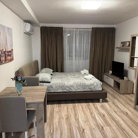 Riverview Апартаменты